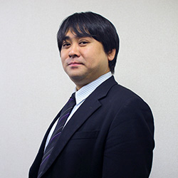 社員3